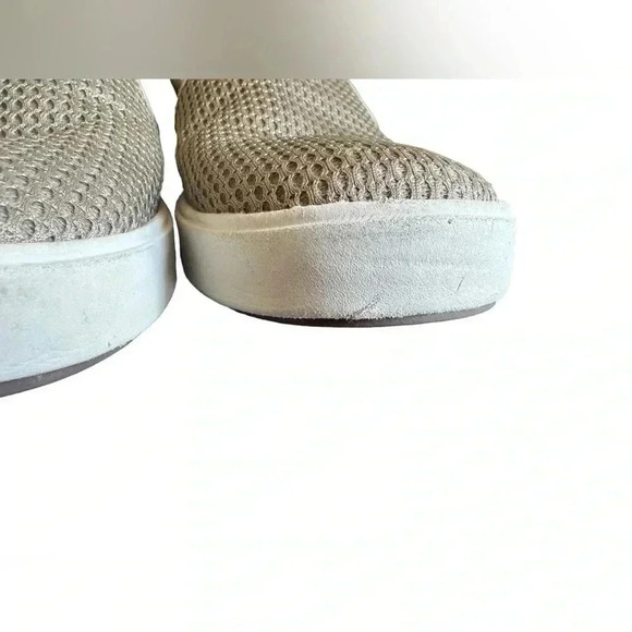 Olukai Pehuea Clay Khaki Green Perforated Textile Round Toe Slip On Sneakers - Picture 7 of 16